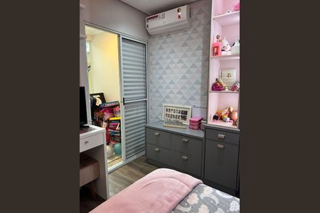 Casa à venda com 3 quartos, 240m² em São Domingos, São Paulo