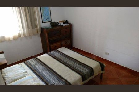 Casa à venda com 3 quartos, 243m² em Parque Sao Domingos, São Paulo