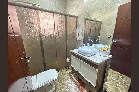 Casa à venda com 4 quartos, 174m² em Chácara Inglesa, São Paulo