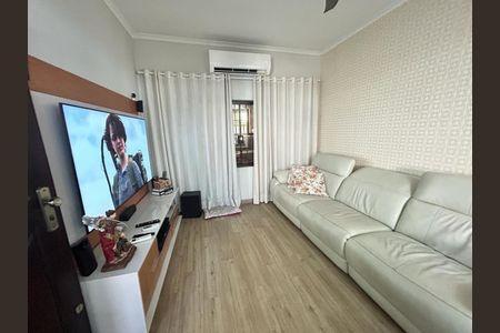 Casa à venda com 4 quartos, 174m² em Chácara Inglesa, São Paulo