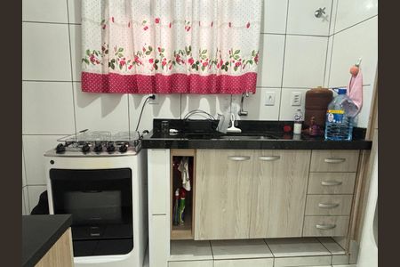 Apartamento à venda com 53m², 2 quartos e 1 vagaCozinha 