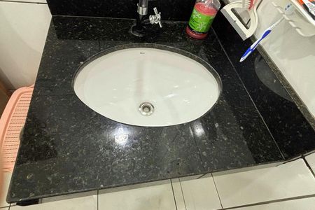 Apartamento à venda com 53m², 2 quartos e 1 vagaBanheiro 