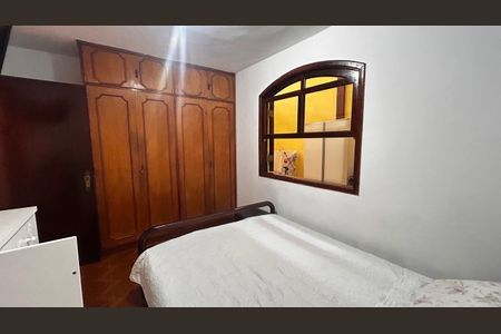 Casa à venda com 2 quartos, 190m² em Jardim Sao Ricardo, São Paulo