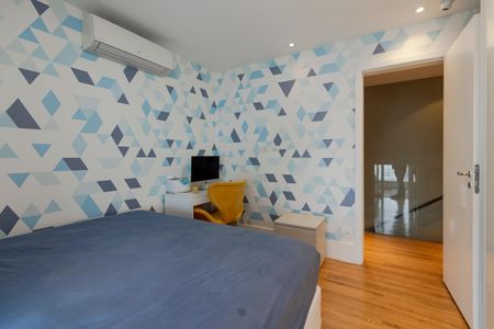 Apartamento à venda com 246m², 3 quartos e 3 vagas Apartamento à venda com 246m², 3 quartos e 3 vagasSuíte 2