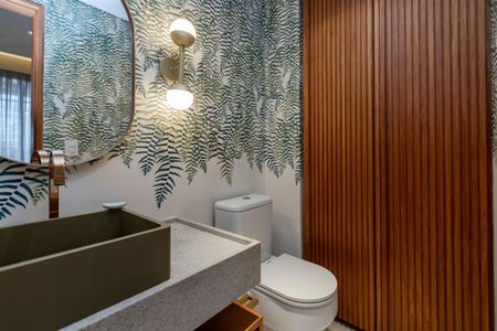 Apartamento à venda com 246m², 3 quartos e 3 vagas Apartamento à venda com 246m², 3 quartos e 3 vagasLavabo