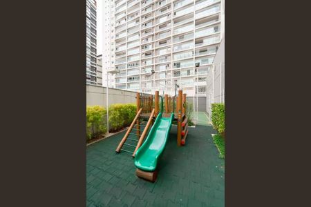 Apartamento à venda com 246m², 3 quartos e 3 vagas Apartamento à venda com 246m², 3 quartos e 3 vagasÁrea comum