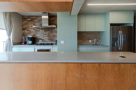 Apartamento à venda com 246m², 3 quartos e 3 vagas Apartamento à venda com 246m², 3 quartos e 3 vagasCozinha