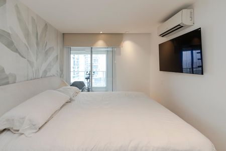 Apartamento à venda com 246m², 3 quartos e 3 vagas Apartamento à venda com 246m², 3 quartos e 3 vagasSuíte 1