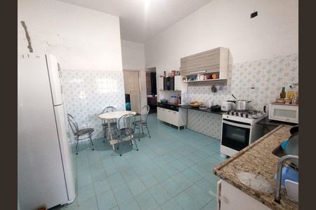 Casa à venda com 2 quartos, 250m² em Vila Palmeiras, São Paulo