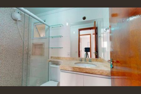 Apartamento à venda com 49m², 2 quartos e sem vaga Apartamento à venda com 49m², 2 quartos e sem vagaBanheiro