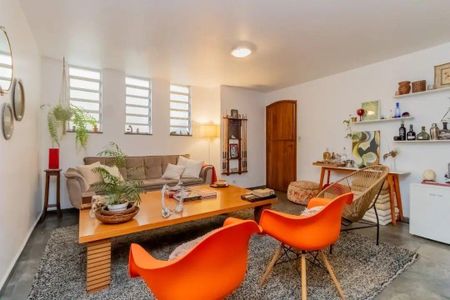 Casa à venda com 3 quartos, 383m² em City América, São Paulo