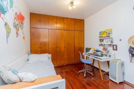 Casa à venda com 3 quartos, 383m² em City América, São Paulo