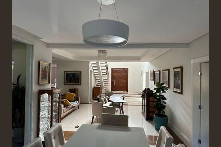 Casa à venda com 4 quartos, 460m² em Residencial Tambore III, Santana de Parnaíba