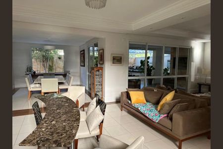 Casa à venda com 4 quartos, 460m² em Residencial Tambore III, Santana de Parnaíba