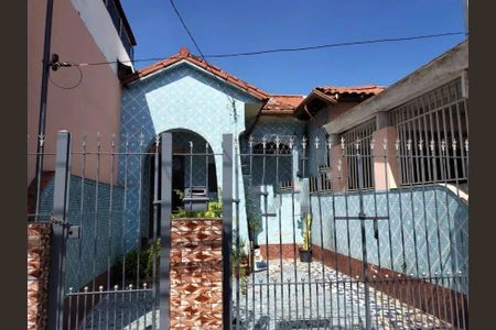 Casa à venda com 2 quartos, 125m² em Vila Anastácio, São Paulo