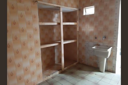 Casa à venda com 2 quartos, 140m² em Parque Sao Domingos, São Paulo