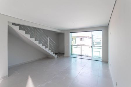 Sala de casa à venda com 3 quartos, 145m² em Morro do Confisco, Contagem