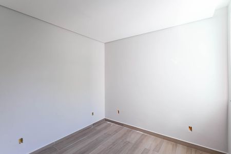 Casa à venda com 145m², 3 quartos e 4 vagasQuarto 2
