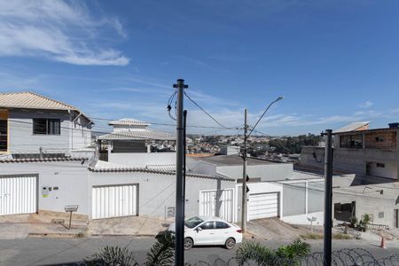 Varanda da sala - Vista de casa à venda com 3 quartos, 145m² em Morro do Confisco, Contagem