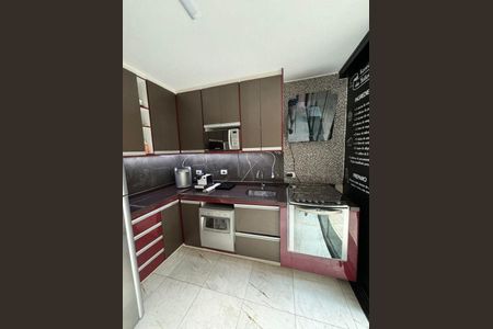 Casa à venda com 3 quartos, 220m² em Vila Albertina, São Paulo