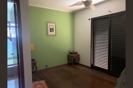 Casa à venda com 4 quartos, 400m² em São Domingos, São Paulo