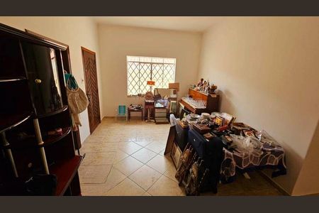 Casa à venda com 2 quartos, 178m² em Vila Mangalot, São Paulo