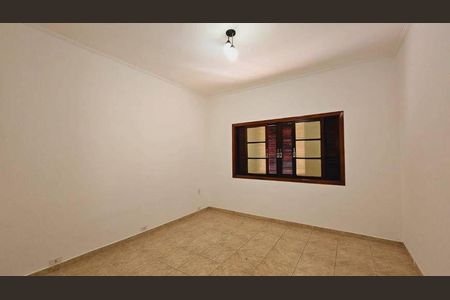 Casa à venda com 2 quartos, 178m² em Vila Mangalot, São Paulo