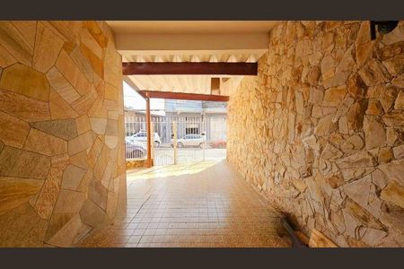 Casa à venda com 2 quartos, 178m² em Vila Mangalot, São Paulo