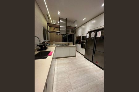 Casa à venda com 4 quartos, 464m² em Residencial Tambore III, Santana de Parnaíba