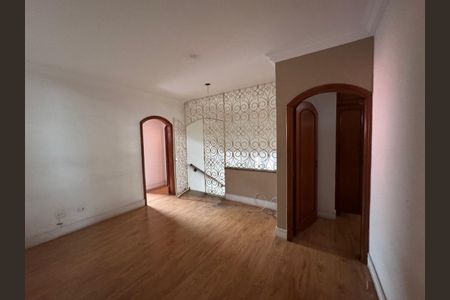 Casa à venda com 4 quartos, 260m² em City América, São Paulo