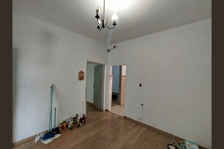 Casa à venda com 4 quartos, 200m² em Vila Prado, São Paulo