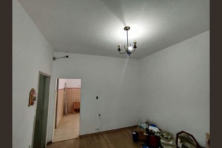 Casa à venda com 4 quartos, 200m² em Vila Prado, São Paulo