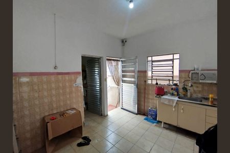 Casa à venda com 4 quartos, 200m² em Vila Prado, São Paulo