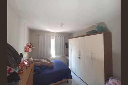 Casa à venda com 2 quartos, 90m² em Vila Espanhola, São Paulo