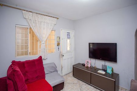 Casa à venda com 175m², 4 quartos e 2 vagasSala
