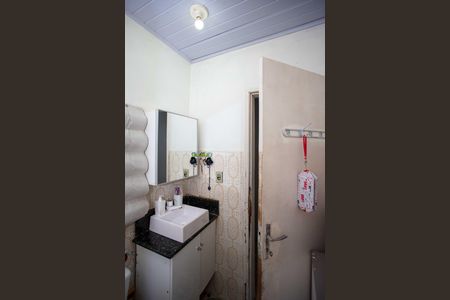 Casa à venda com 175m², 4 quartos e 2 vagasBanheiro Social