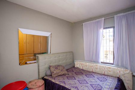 Casa à venda com 175m², 4 quartos e 2 vagasQuarto 1