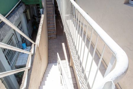 Casa à venda com 175m², 4 quartos e 2 vagasEscada