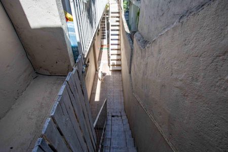 Casa à venda com 175m², 4 quartos e 2 vagasEscada