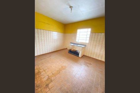 Casa à venda com 3 quartos, 200m² em Vila Palmeiras, São Paulo