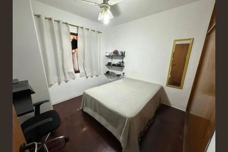 Casa à venda com 3 quartos, 172m² em Vila Carbone, São Paulo