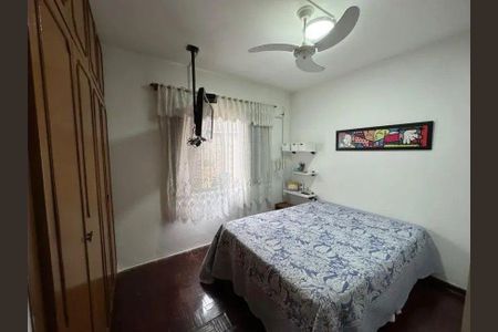 Casa à venda com 3 quartos, 172m² em Vila Carbone, São Paulo