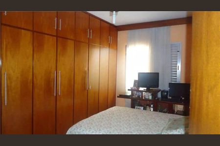 Casa à venda com 3 quartos, 225m² em Parque Sao Domingos, São Paulo