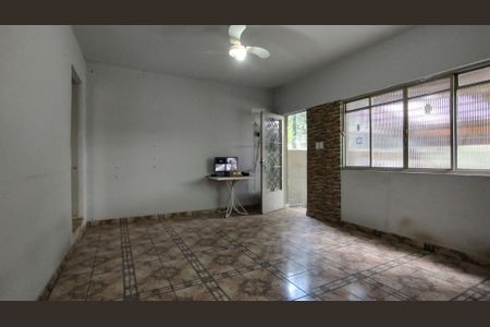 Casa à venda com 3 quartos, 160m² em Vila Iorio, São Paulo