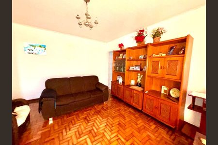 Casa à venda com 3 quartos, 125m² em Vila Santa Maria, São Paulo