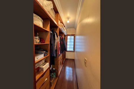 Casa à venda com 4 quartos, 141m² em Bela Aliança, São Paulo