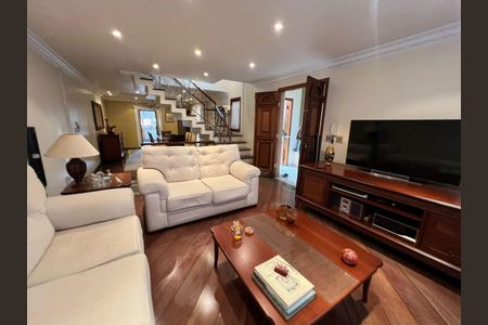 Casa à venda com 4 quartos, 141m² em Bela Aliança, São Paulo