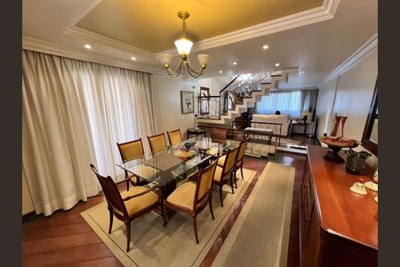 Casa à venda com 4 quartos, 141m² em Bela Aliança, São Paulo