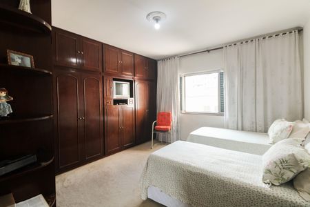 Casa à venda com 120m², 3 quartos e 7 vagasSuíte 