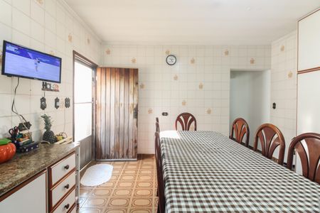 Casa à venda com 120m², 3 quartos e 7 vagasCozinha 